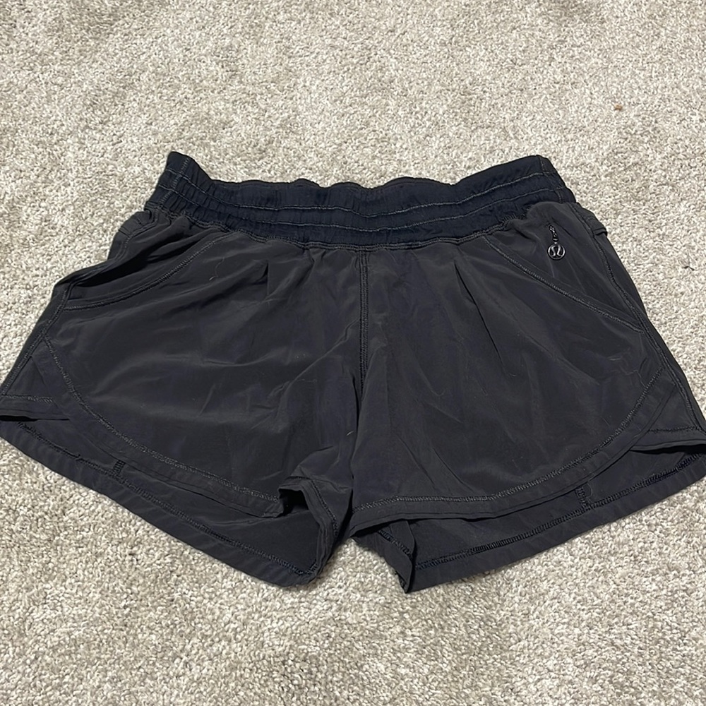 Lululemon black shorts